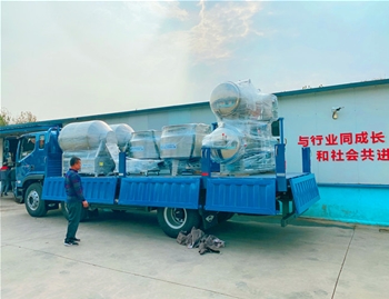 真空滾揉機(jī)2臺，夾層鍋2臺，殺菌鍋1臺，發(fā)往河南周口