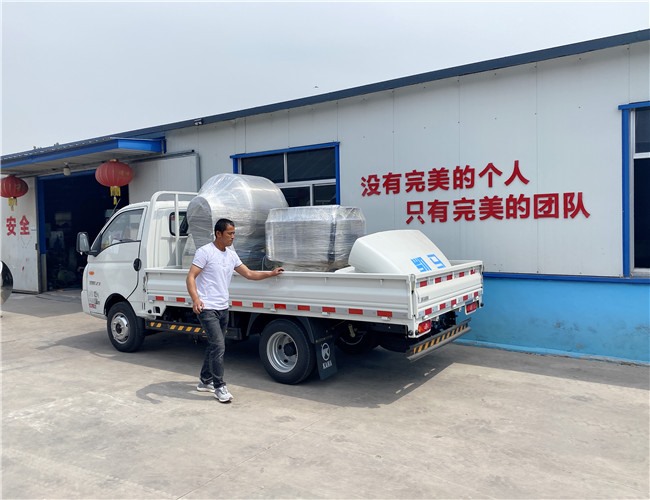 400L真空滾揉機(jī)、500L電加熱夾層鍋，發(fā)往河南洛陽(yáng)