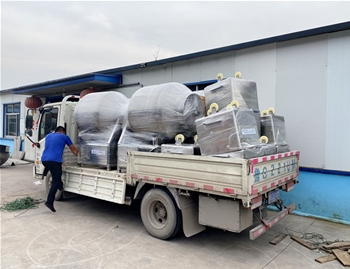 400L真空滾揉機4臺，200L料車10臺，發(fā)往河南安陽