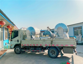 600L真空滾揉機2臺，料車2臺，200L可傾電加熱夾層鍋1臺，發(fā)貨河南